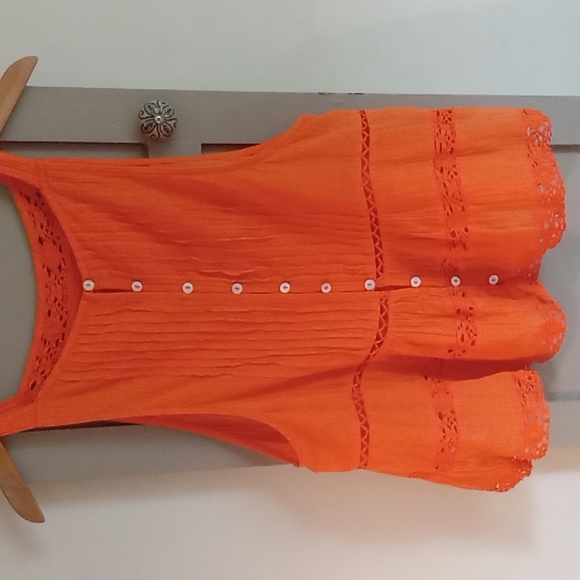 🧡 Free People S Tangerine Button-Back Eyelet Tank - Picture 2 of 5